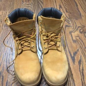 Mens Timberland leather boots size 10M